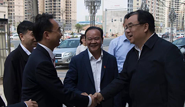 市委書記丁紅都到霸王花集團調研指導工作